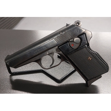 Pistole CZ model 70, .7,65...